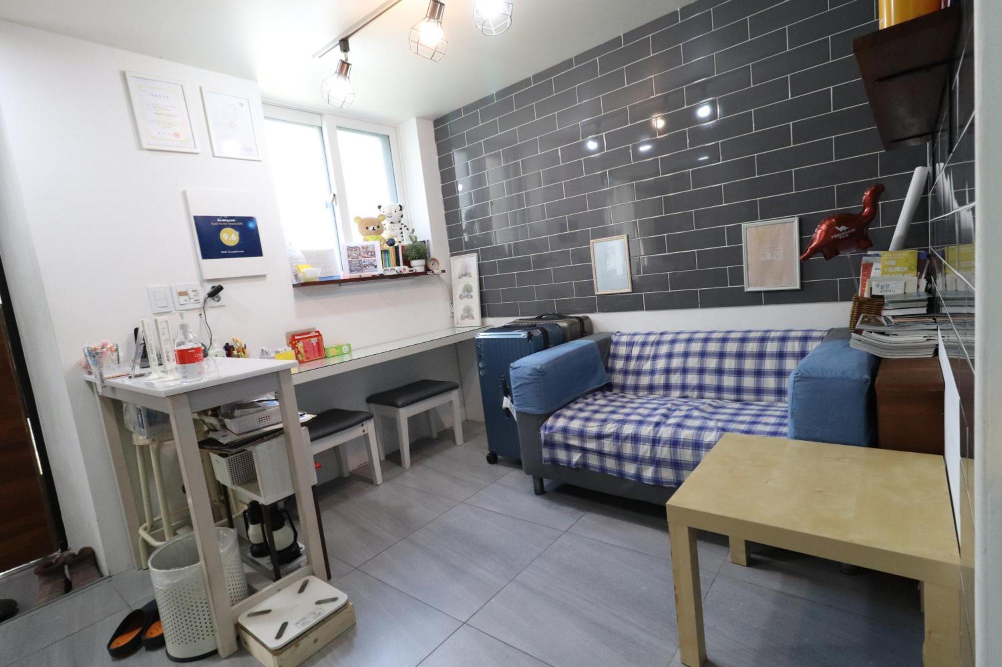 Hah Guesthouse Сеул Экстерьер фото